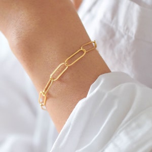 Paperclip Bracelet gold filled paperclip bracelet, gold chain bracelet, link bracelet, simple bracelet, gold filled bracelet GFB00004 image 1