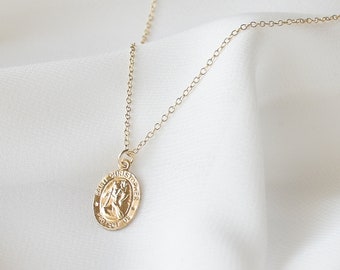 St Christopher Necklace - Oval St Christopher Pendant, Gold Medallion Necklace, St Christopher Necklace, Oval medallion |GFN00040