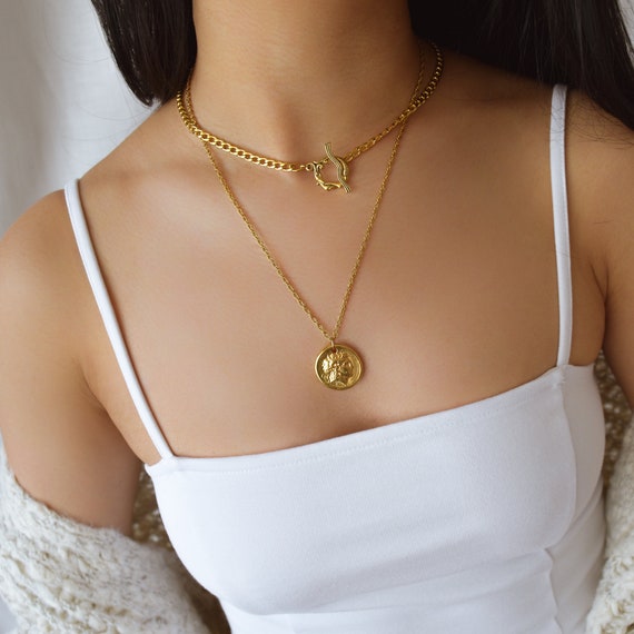 Dainty Mermaid Necklace Gold Mermaid Pendant Necklace Gold Filled Box Chain Mermaid Medallion Goddess Necklace Beachy Jewelry Layering Chain
