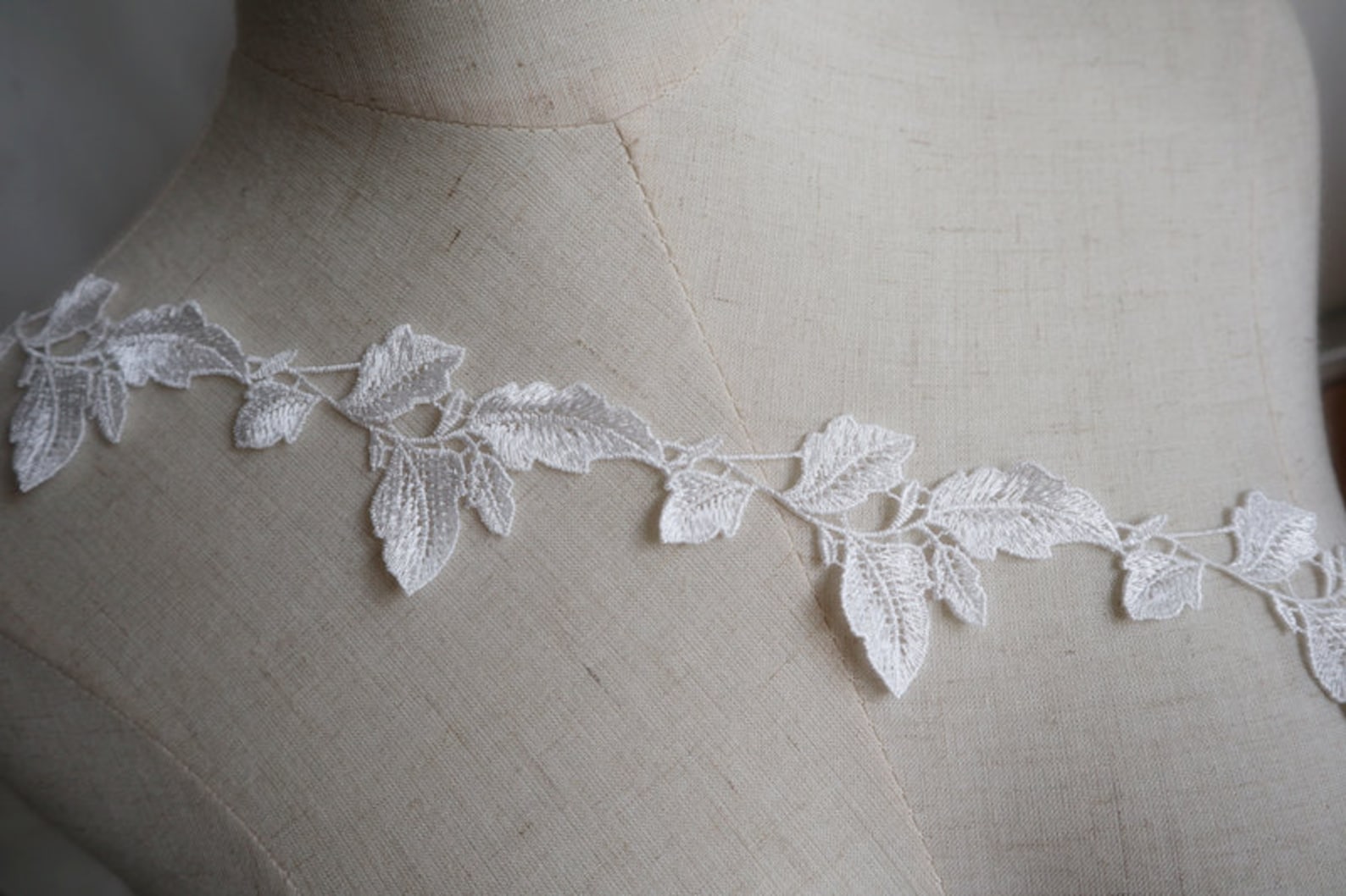 Exquisite Leaf Lace Trim off White Lace Trim Small Leaves Etsy