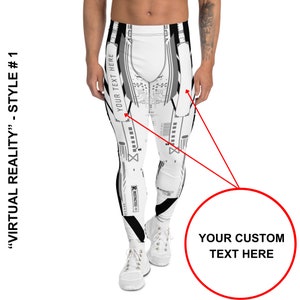 K&ouml;nnte beinhalten: Wei&szlig;e Leggings mit einem geometrischen Muster in Schwarz und Grau. Die Leggings haben den Text "YOUR TEXT HERE" an der Seite.