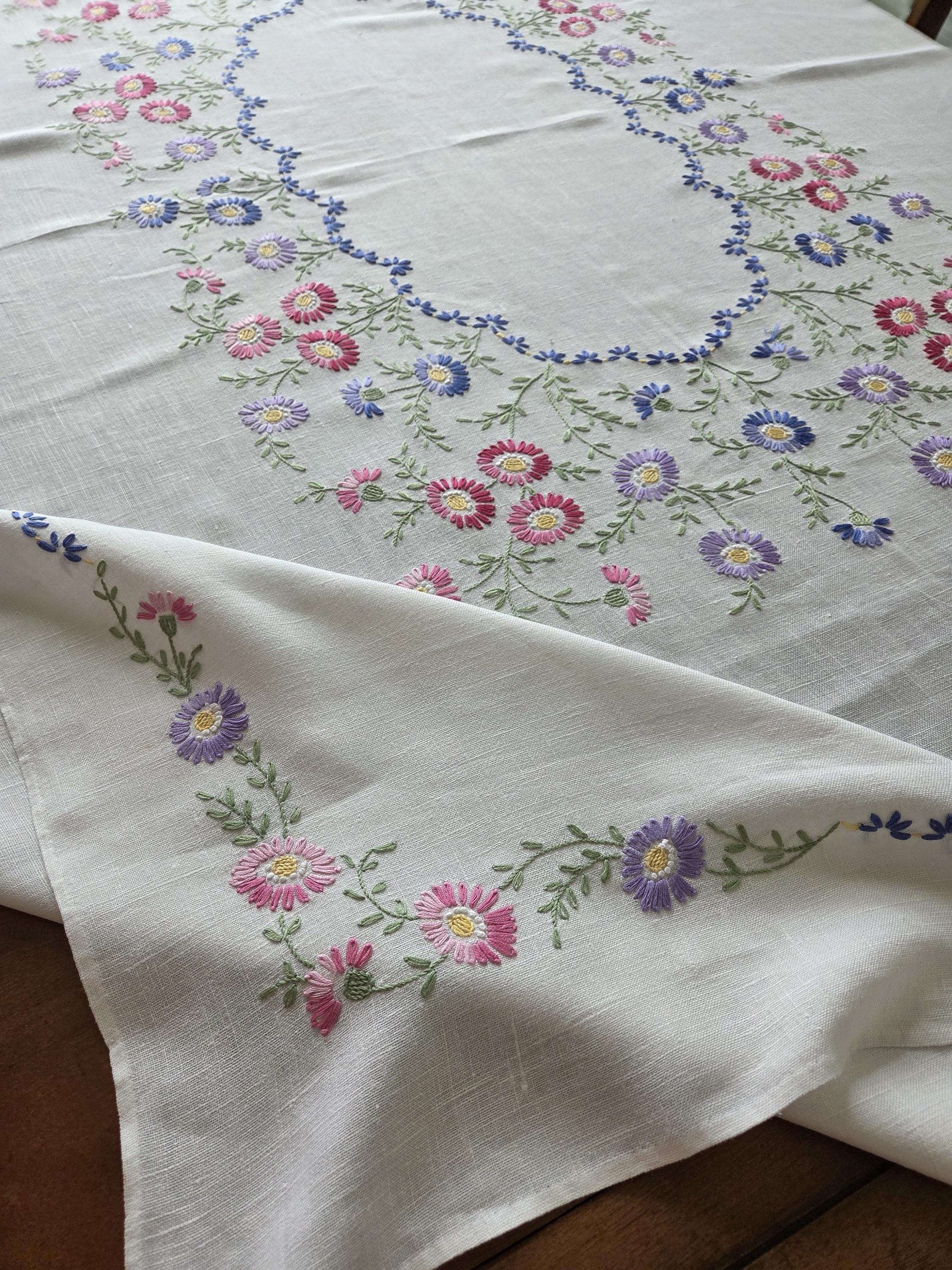 Hand-Embroidered Vintage Linen Tablecloth, Wedding Gift, Tea Party Linen, VintageLoretto