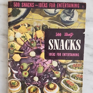 500 Tasty Snacks Cookbook, Culinary Arts Institute Chicago, Mid Century Entertaining Ephemera, Snack Recipes,  Gift for Chef