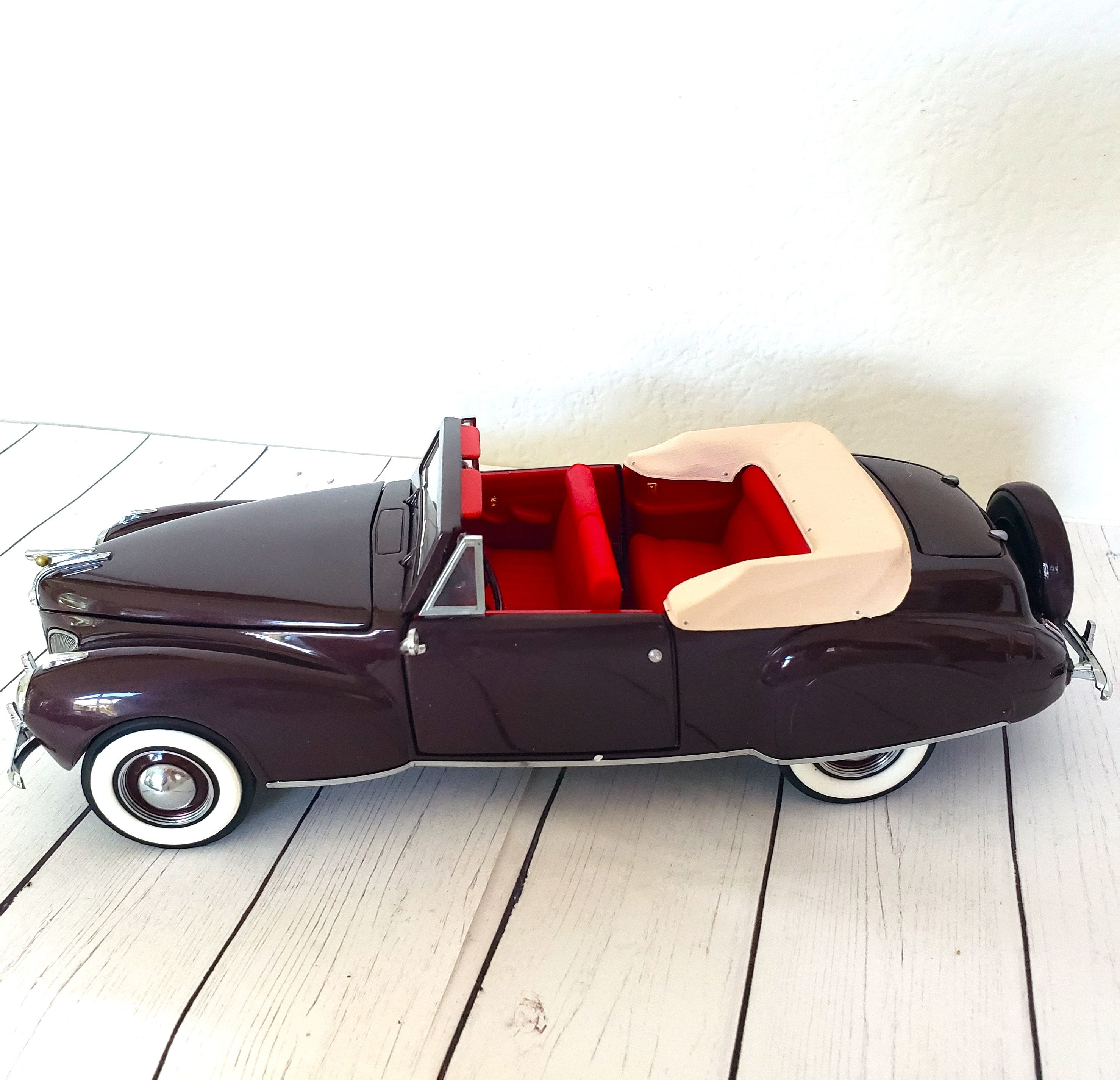Franklin Mint 1941 Lincoln Continental. Franklin Mint Precision