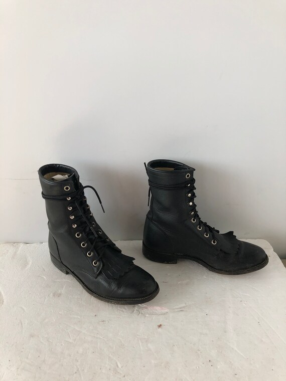 Sz 8 B Vintage Black Leather JUSTIN Lace up Granny Combat  display picture 1