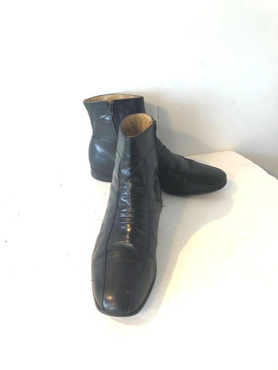 Sz 13 Men Vintage Black Leather Ankle Boots- Nice Soft  display picture 1