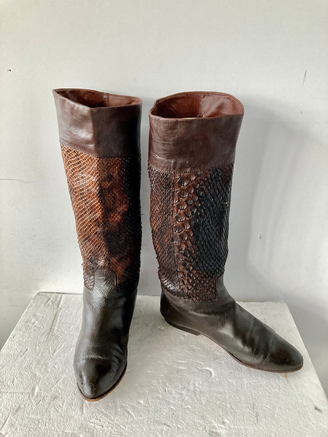 VIA SPIGA Vintage Flat Brown Leather and Genuine Snakeskin Walking