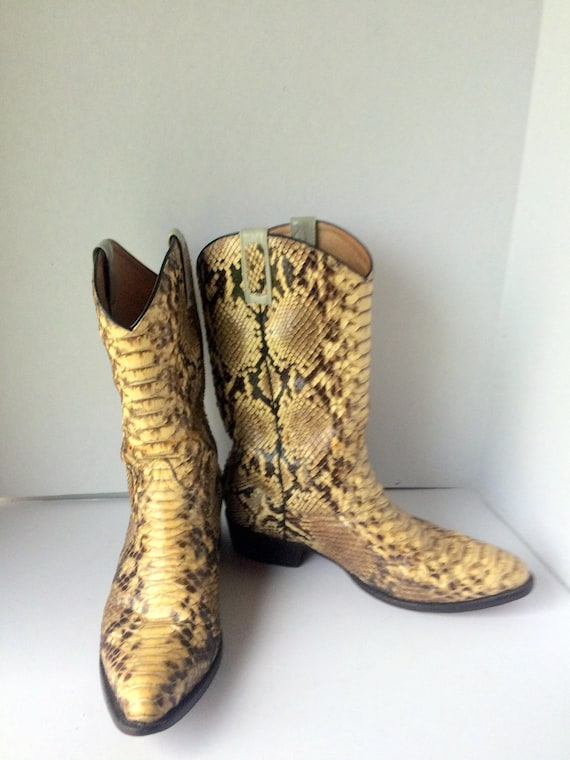 Genuine snakeskin vintage boots ,sz 11 d handmade 