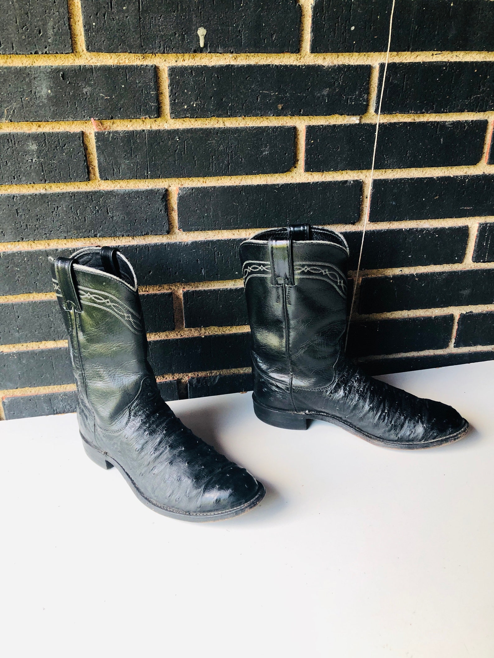 black justin ropers