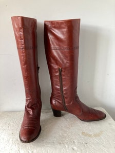 70s Vintage knee Boots 10, Recently bought, these are vinta…