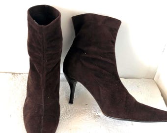 Botines vintage Cole Haan de ante marrón, fabricados en Italia (talla 9.5b)