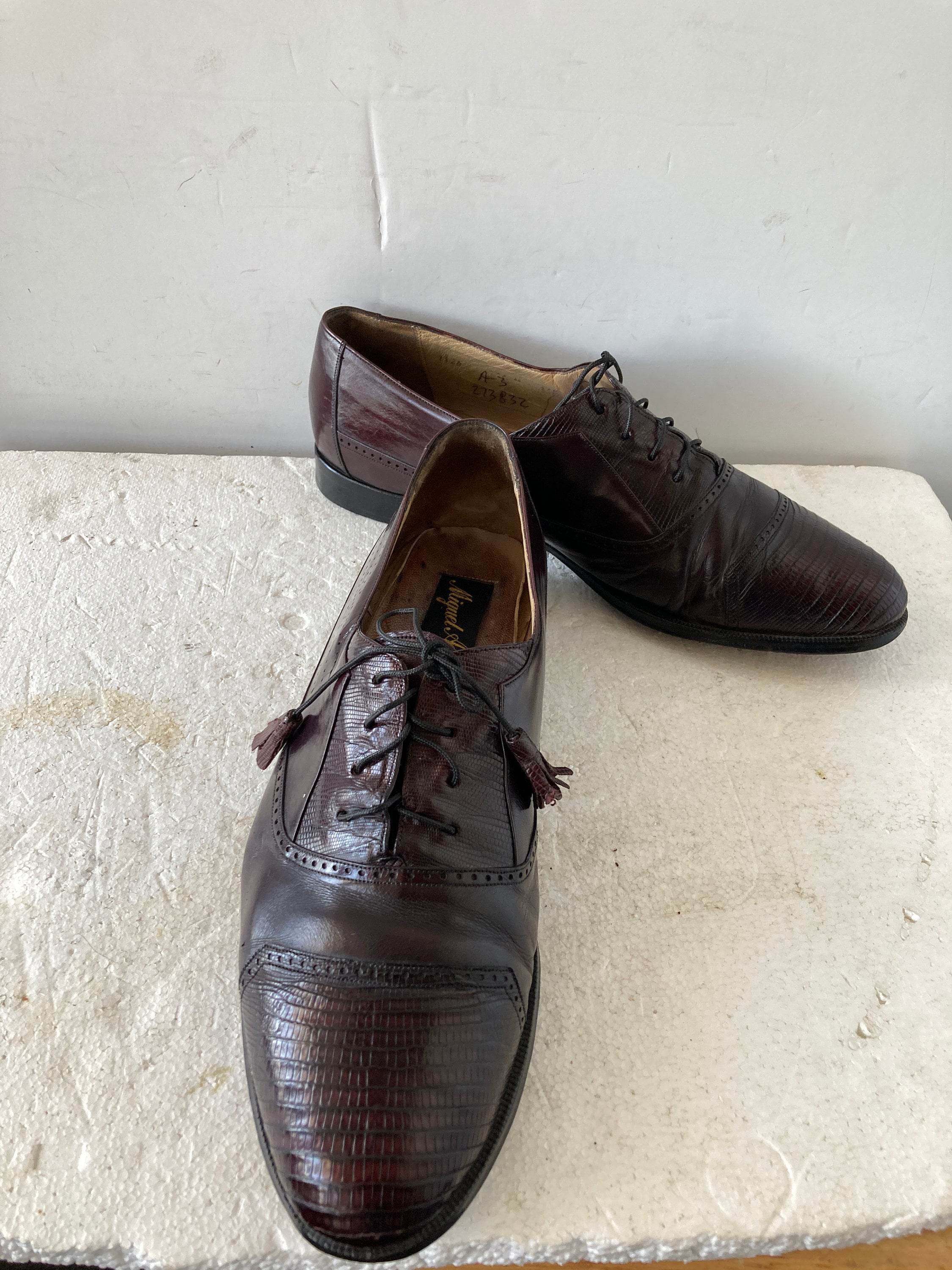 Vintage Men size 9.5 Exotic Lizard leather dress shoes Handmade black Mens Black Alligator Shoes | Men main image 3