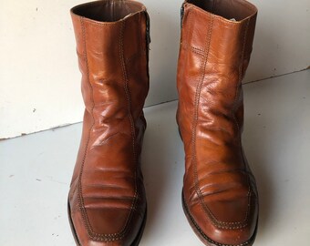 Vintage Florsheim Brown Leather Ankle Boots - 80s Unisex  display picture 1