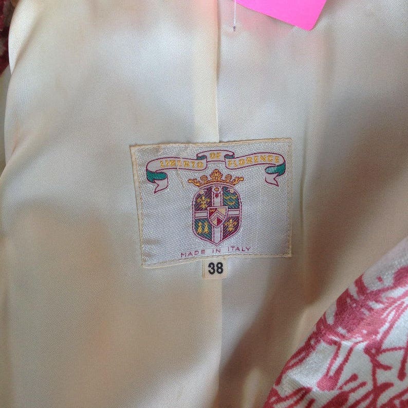 sz 38 r men vintage 70s pink and cream color art print velvet jacket LIBERTO of FLORENCE label