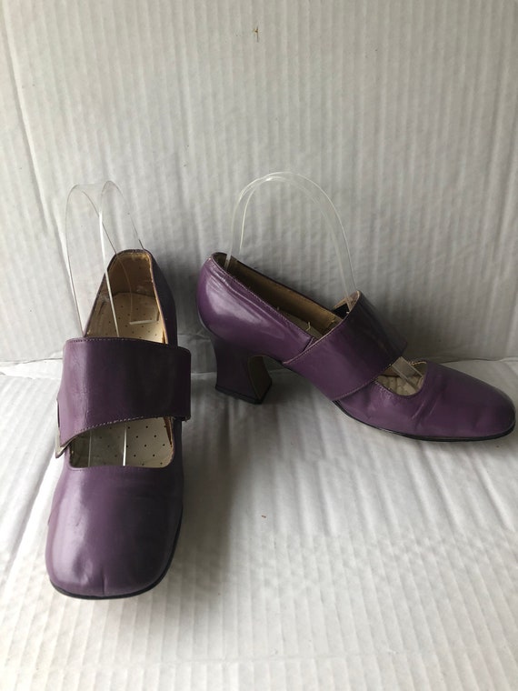 retro vintage1960s unique shoes-purple leather buc