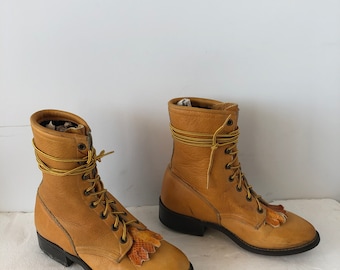 sz 6 m turmeric color leather  and snakeskin vintage LAREDO boots -flat lace up granny combat boot s sustainable fashion