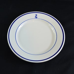 US Navy Wardroom Officer&#39;s Dinner Plate by McNicol, Blue Fouled (entwined) Anchor & Bands on White WW2 Era