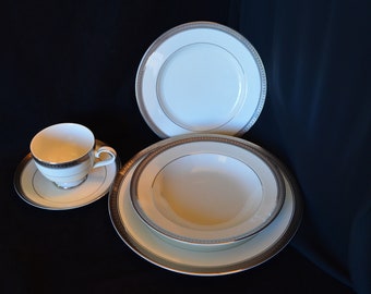 Mikasa China Palaital Platinum, L3235, 1  Soup Bowl, 2 Salad Plates, 2 Cups, 2 Saucers