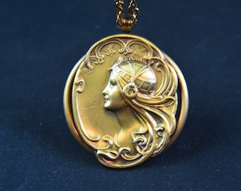 Warrior Goddess 2" Medallion Pendant with 24" chain, Bronze Medallion 1970's, P-Craft Jewelry