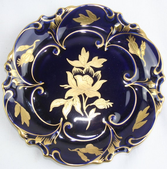 Cobalt Porcelain Trinket Box and Plate: Gold Flor… - image 9