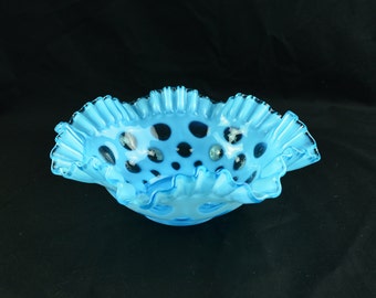 Fenton Art Glass HOBNAIL No.389/3926 Blue Opalescent Round Double