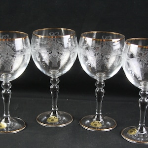 to go wine glass Travel Wine Glasses: Portable & Stylish