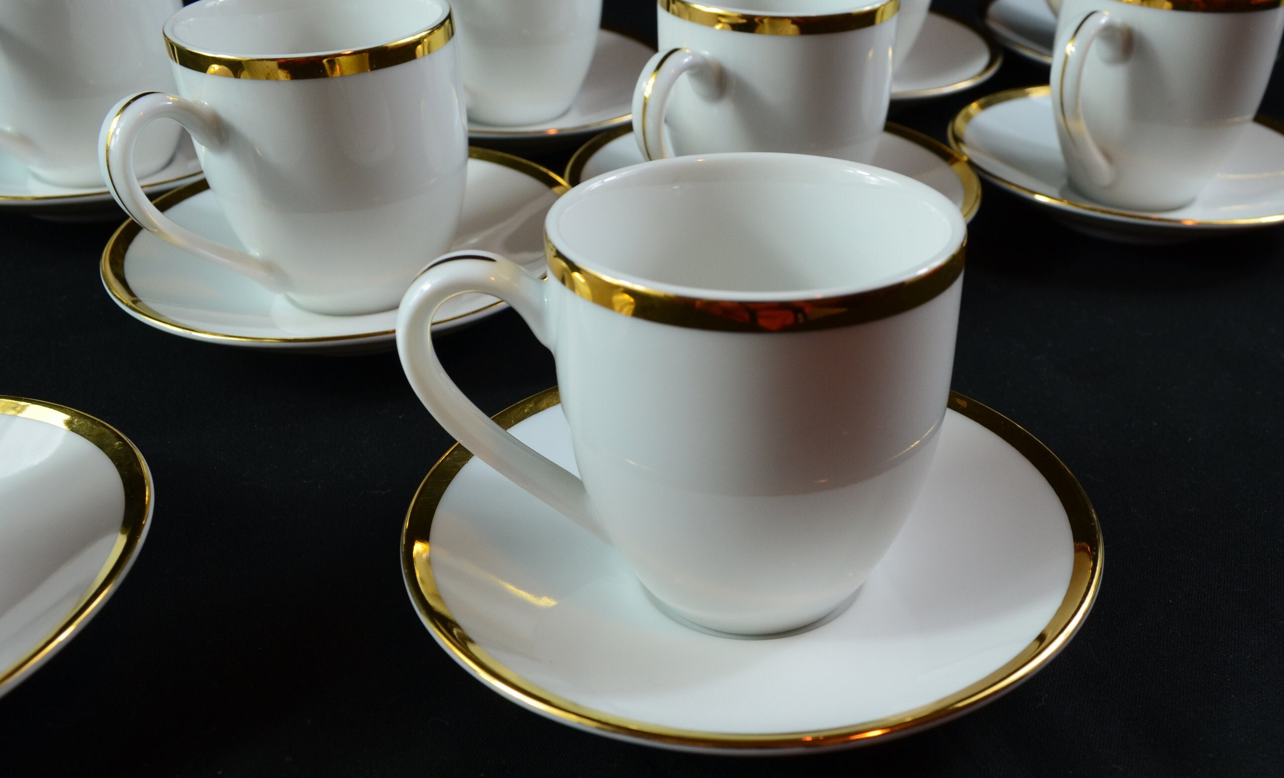 Williams Sonoma Brasserie White and Gold Tea/espresso/demitasse Cup and  Saucer Sets 
