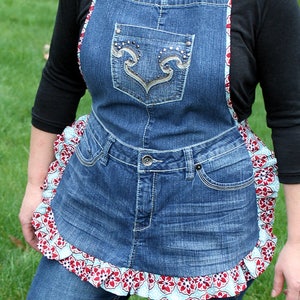 Farm Girl Recycled Denim Apron PDF DOWNLOADABLE Pattern