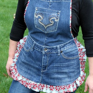 Farm Girl Recycled Denim Apron PDF DOWNLOADABLE Pattern image 2