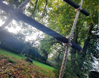 Custom Length rope ladder, jute rope with black rungs