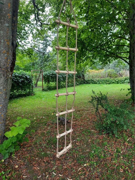 Escalera de cuerda para subir, escalera de casa en el árbol