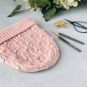 Winter berry hat (PDF crochet pattern)