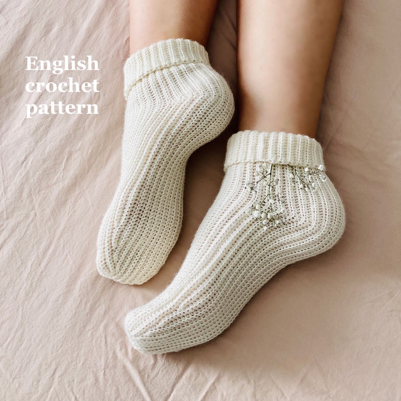 Ribbon Socks PDF crochet pattern image 1