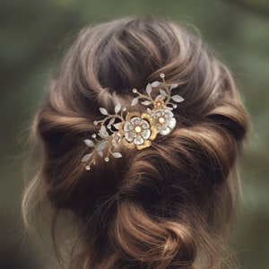 Boho wedding hair comb - flower hair comb - silver and gold