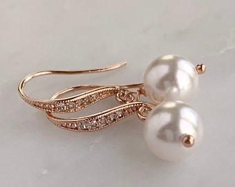 Pearl drop bridal earrings - rose gold