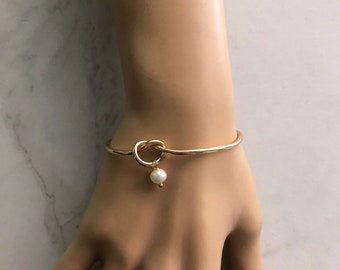 Freshwater pearl knot bracelet - bridesmaid bracelet - eternity cuff bracelet - modern gold bracelet