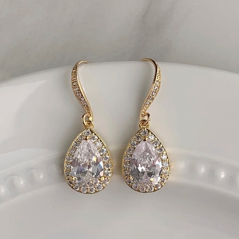 Boucles doreilles nuptiales Teardrop boucles doreilles de mariage boucles doreilles de demoiselles dhonneur en cristal boucles doreilles Auden gold