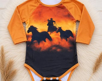 Body de bebé vaquero del oeste, pelele de manga larga para bebé con caballo y vaquero al atardecer, conjunto de bebé campestre, regalo de baby shower del oeste, bebé vaquero