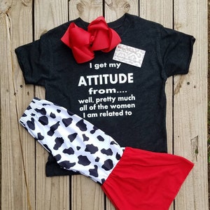 Kuhglocke Druck-Geburtstag, Kleinkind-Schlag-Böden Outfit, Kuh-Druck-Schlag-Jeans, Kuh-Kind-Schlag-Blume, Western Country, Mutter-Tochter-Tanten-Haltung