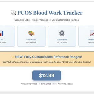 Peut inclure: Une tasse en céramique blanche avec une anse noire et le texte "But First, Coffee" dans un style manuscrit. La tasse est posée sur une surface blanche. La tasse mesure environ 10 cm de haut.