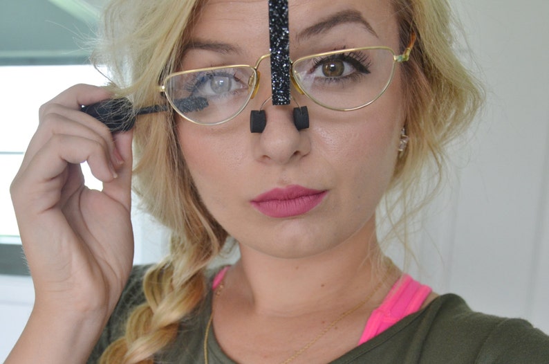 SpecsUp The Game-Changing Eye Makeup Tool for Glasses Wearers Apply Makeup Wearing Your Own Glasses. Unique Gift for Women. image 1