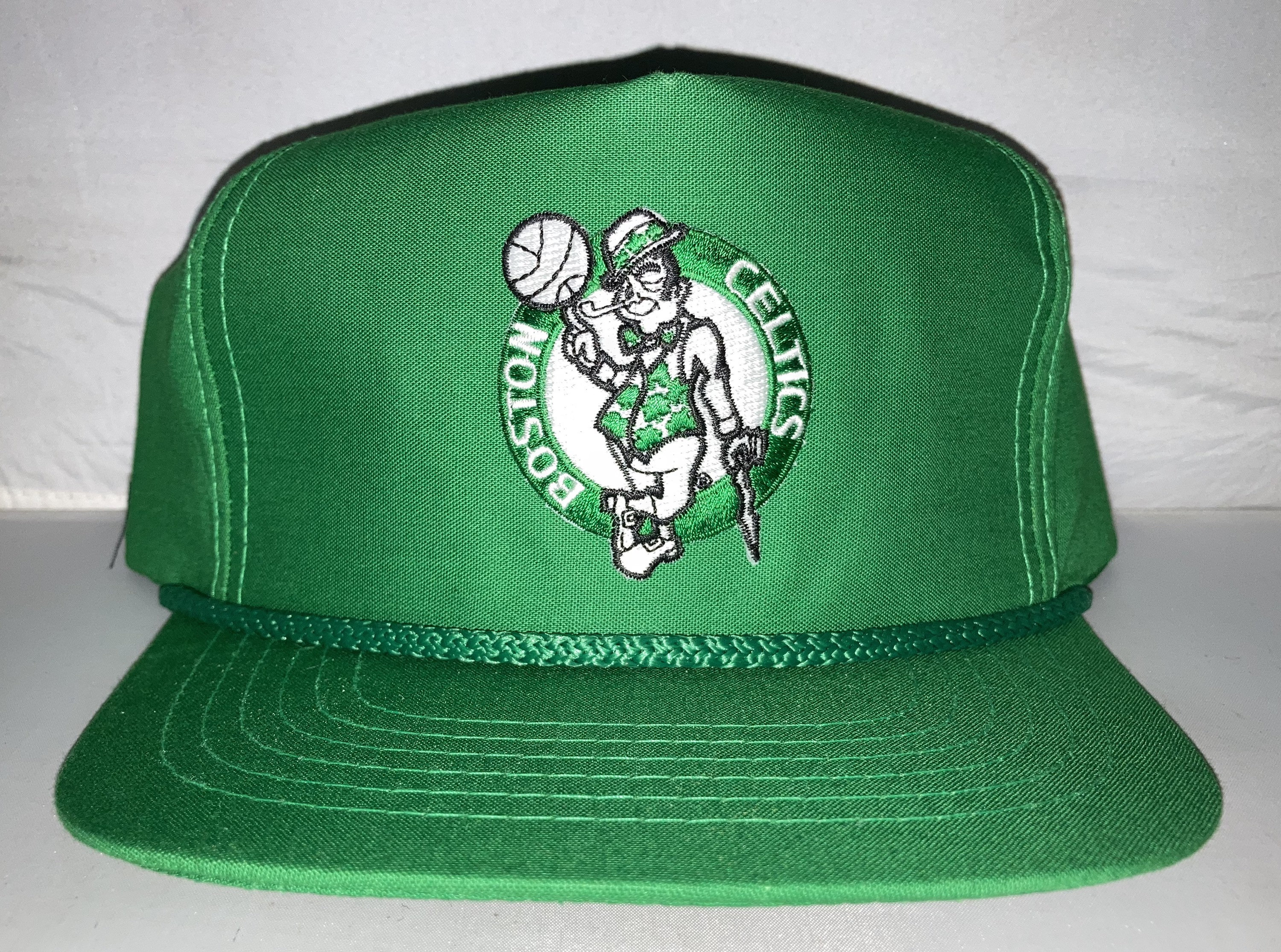 Vintage Boston Celtics Youngan Snapback 
