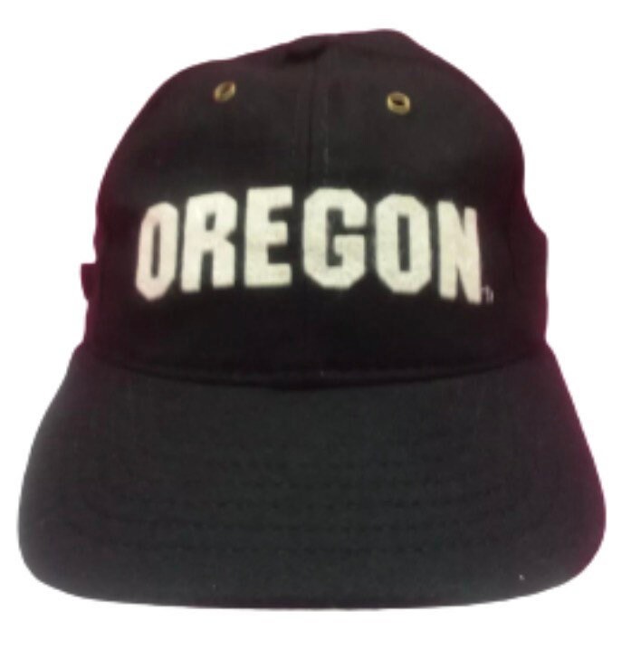 Vintage Oregon Ducks University 