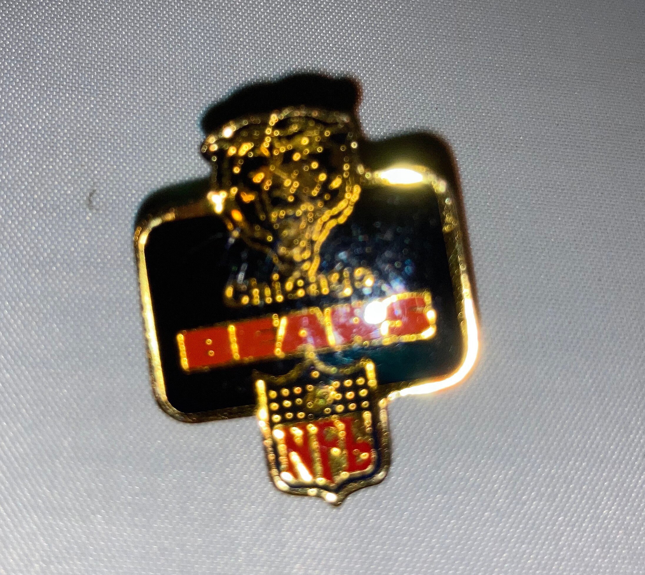 Vintage 1980s Chicago Bears Hat Lapel 