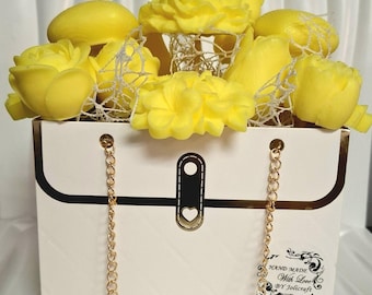 Pastillas de cera aromáticas con aroma a melón dulce, en bolsita, con aroma a ramo amarillo.