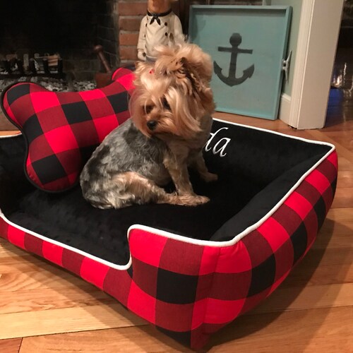 buffalo check cat bed