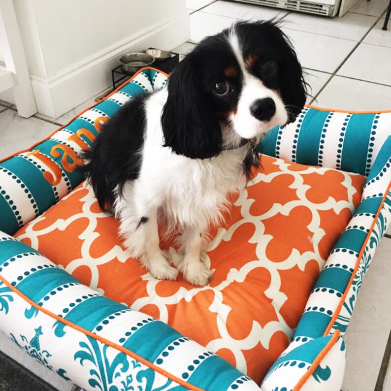 Retro Damask Dog Bed Custom Dog Bed Personalized Dog Bed Etsy
