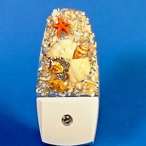 LED Sensor Crab Nightlight Embellished with Shells, Ambient Beach Lighting Decor, Coastal Plug-In Wall Light