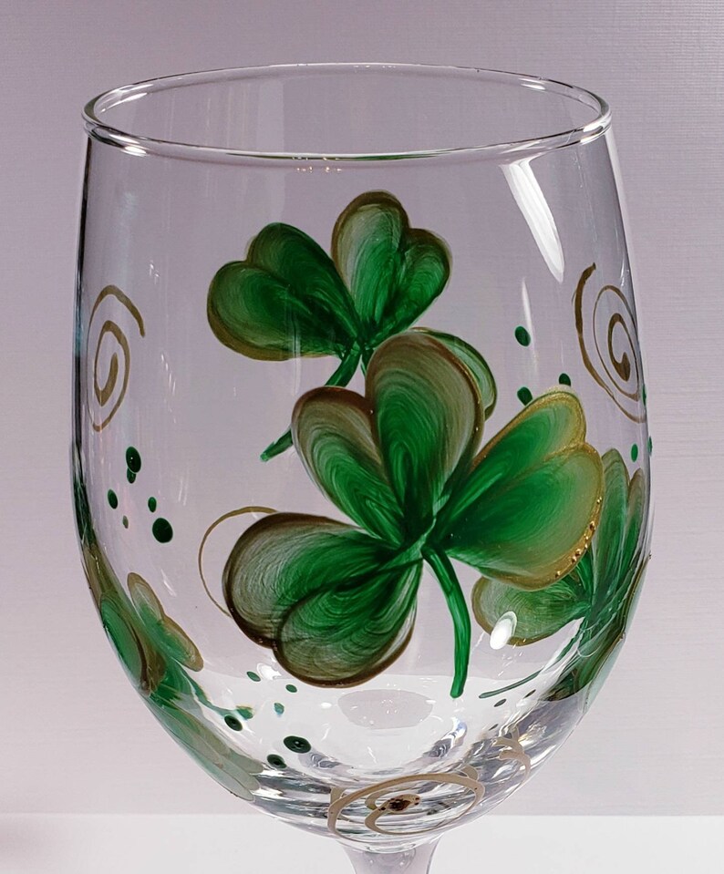 Painted Shamrock Wine Glasses Irish Wine Glasses Shamrock Etsy
