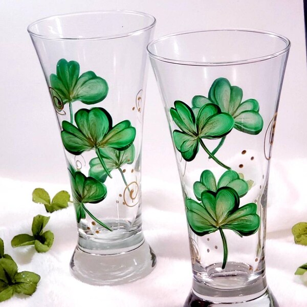 Hand Painted Set of Pilsner Glasses, Shamrock Beer Glasses, St Patrick's Day Drinkware, Irish Wedding Gift, FREE Personalization